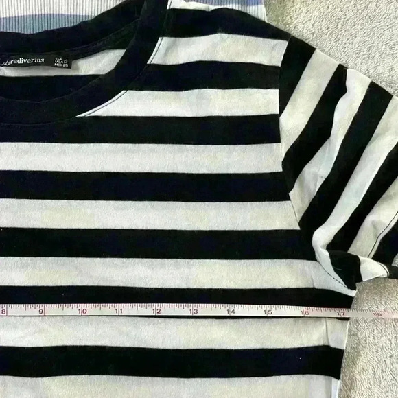 Stradivarius T-Shirt tee lot bundle of 3 Basics Stripes Solid Normcore - Picture 6 of 11